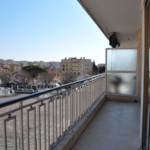 Seconde terrasse appartement, location antibes, location vacances appartement antibes, vacances antibes, centre ville, airbnb, abritel, booking.com, locasun