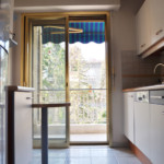 La cuisine appartement, location antibes, location vacances appartement antibes, vacances antibes, centre ville, airbnb, abritel, booking.com, locasun